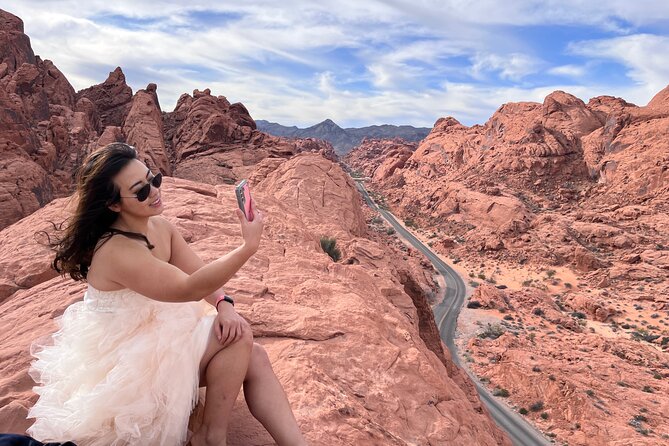 Valley of Fire and Red Rock Canyon Day Tour from Las Vegas - Spend the morning among Valley of Fire’s sandstone