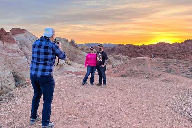 Valley of Fire Sunset Tour from Las Vegas - Three hours for viewpoints, rock, and walking