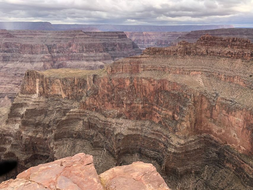Vegas: Antelope Canyon, Grand Canyon, Zion & Horseshoe Bend - The guide and group size shape the trip
