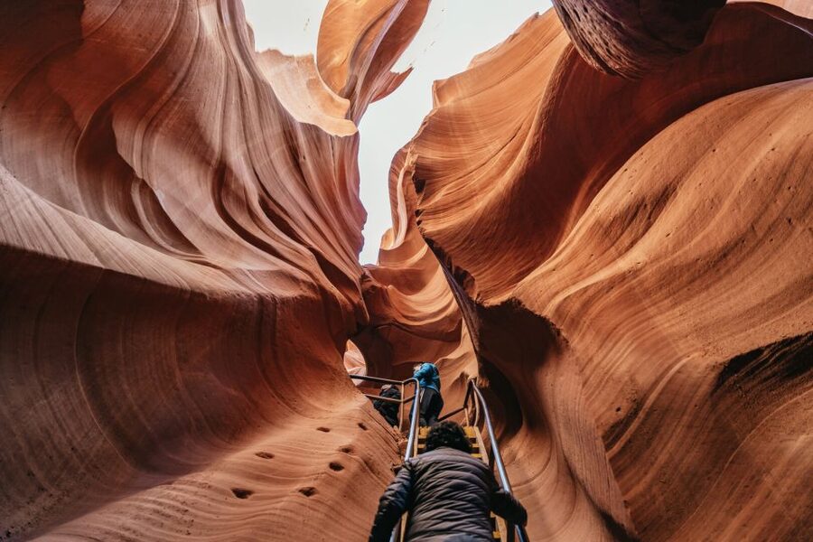 Vegas: Antelope Canyon & Horseshoe Bend Tour at Golden Hour - Lunch, then one last view at Glen Canyon Dam