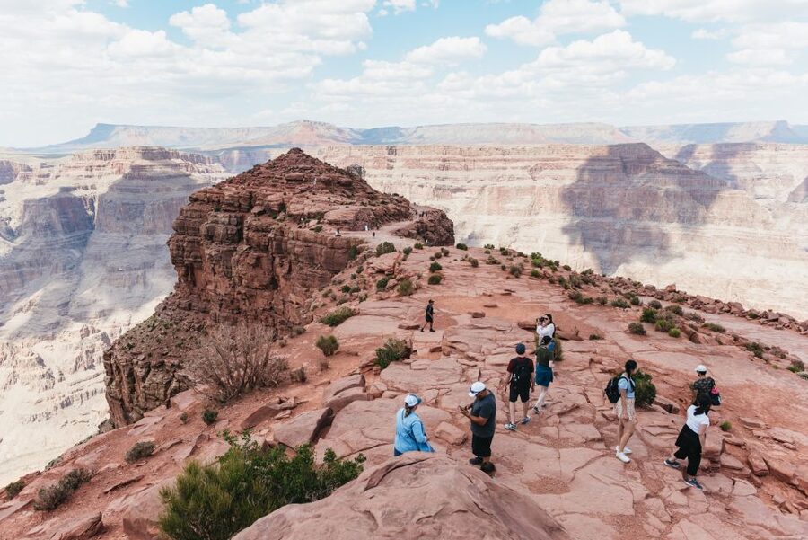 Vegas: Grand Canyon, Hoover Dam, Skywalk Option, & Two Meals - Should you book this Grand Canyon West tour?